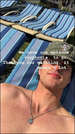 jacob_elordi018 (750x1334, 232 kБ...)